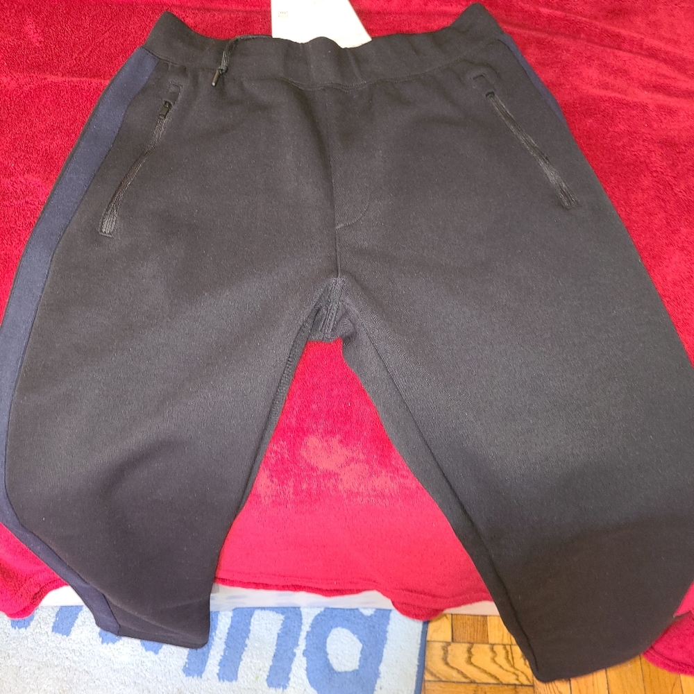 Uniqlo dry sweat pants - Picture 2 of 5